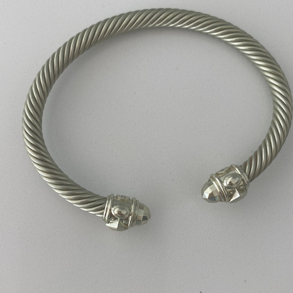Original renaissance  aluminum bracelet this has a slightly green tint.
